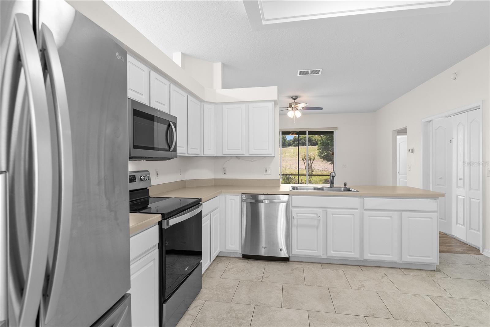 KINGS RIDGE - Residential