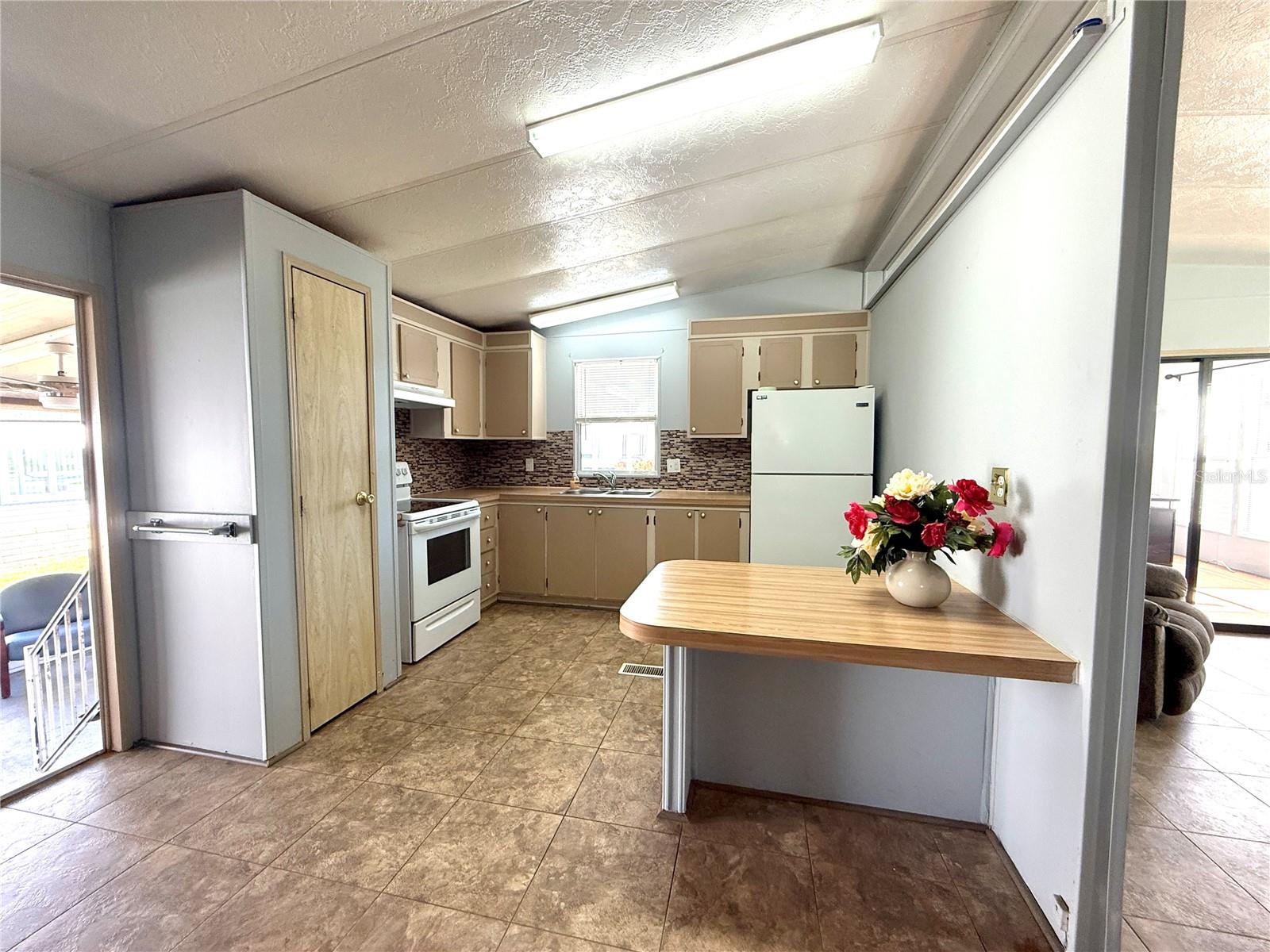 CARIBBEAN ISLES RESIDENTIAL COOPERATIVE - Residential