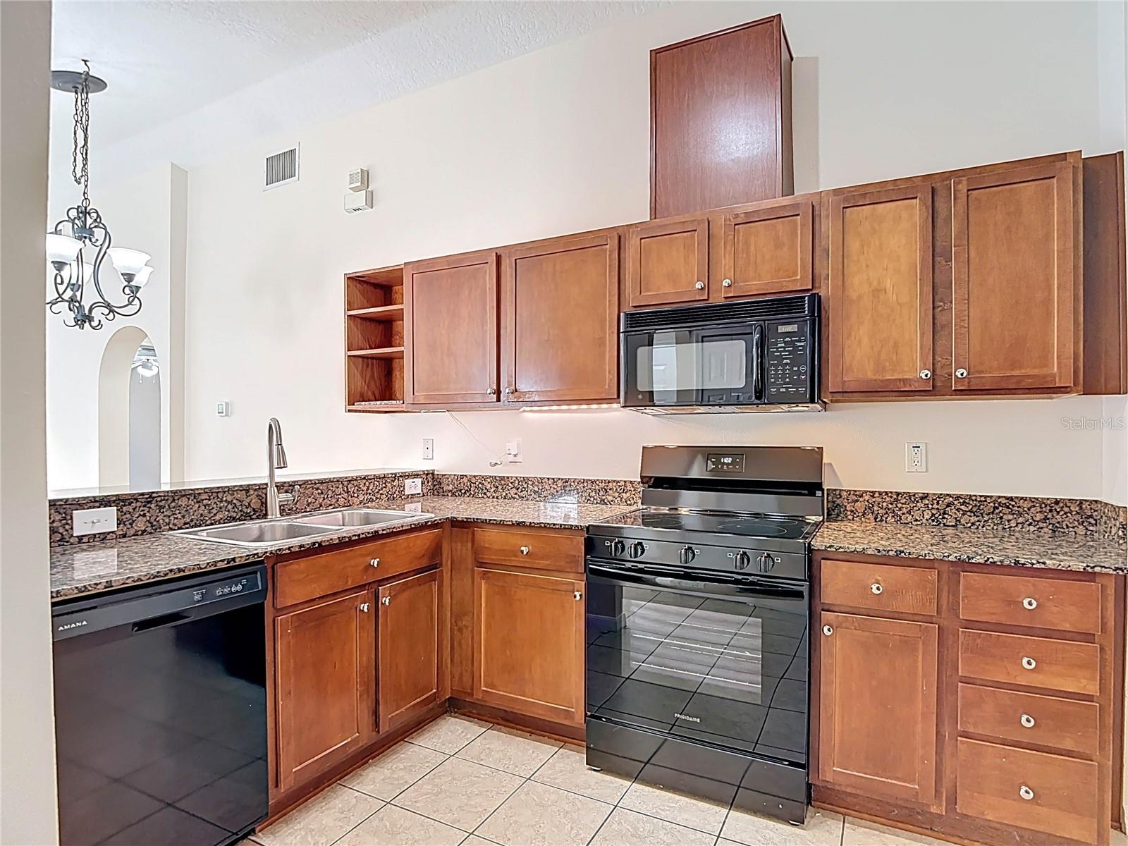 HERITAGE ISLES PH 2E - Residential