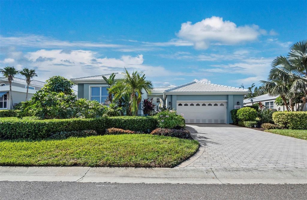 Photo of 3543 Mistletoe Lane, Longboat Key, FL 34228 (MLS # A4666453)