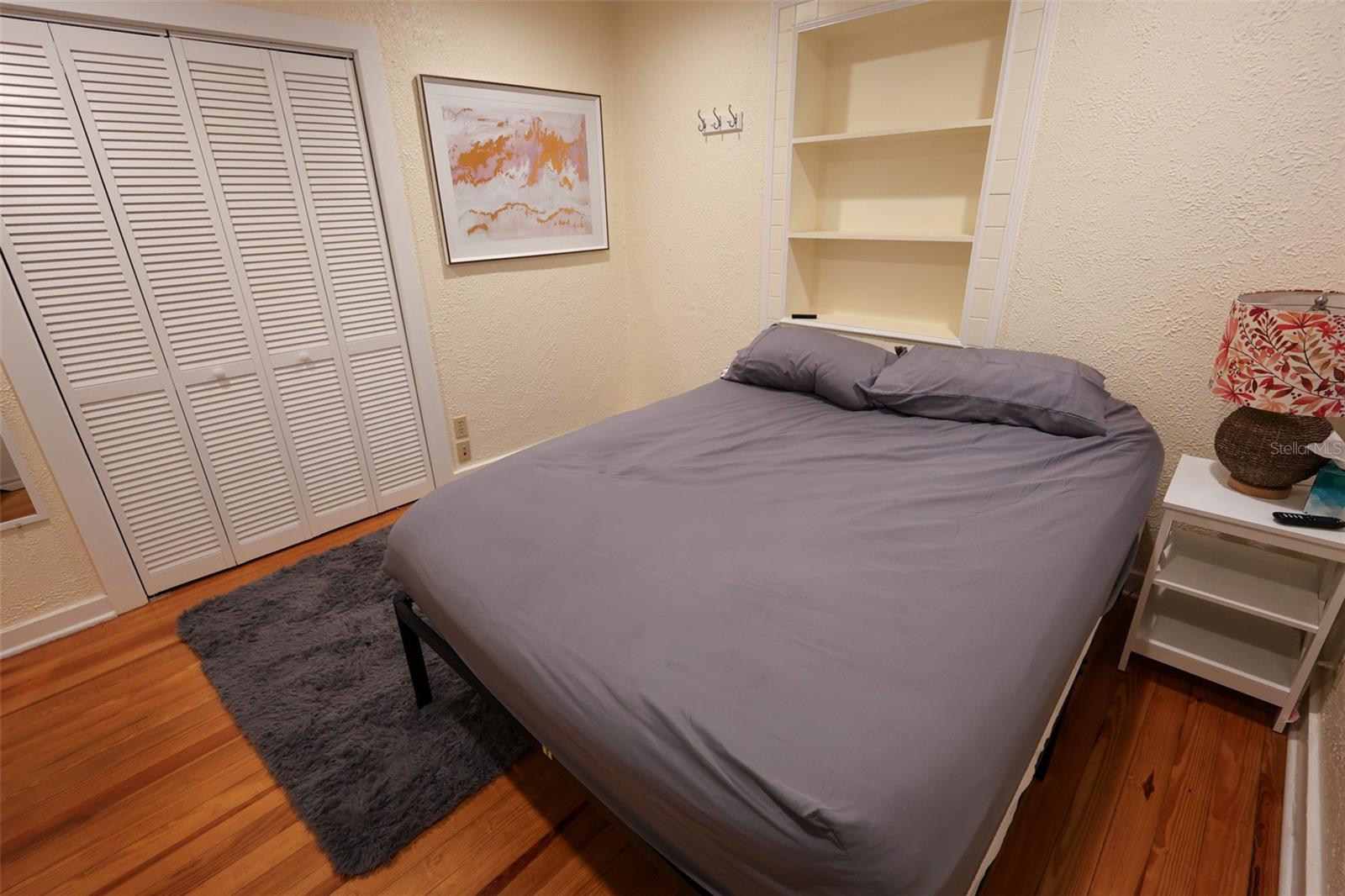 LA JOLLA SUB - Residential Lease