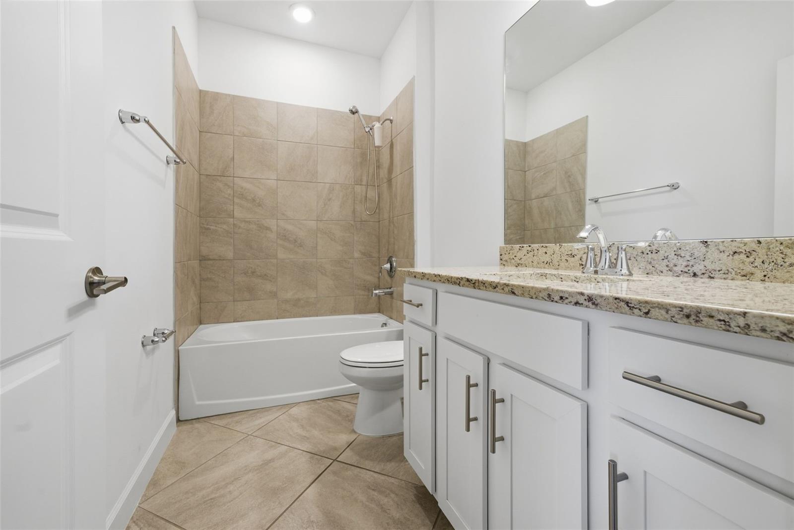 LORRAINE LAKES PH I - Residential