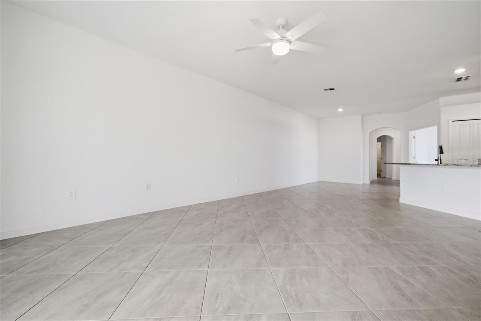 LORRAINE LAKES PH I - Residential