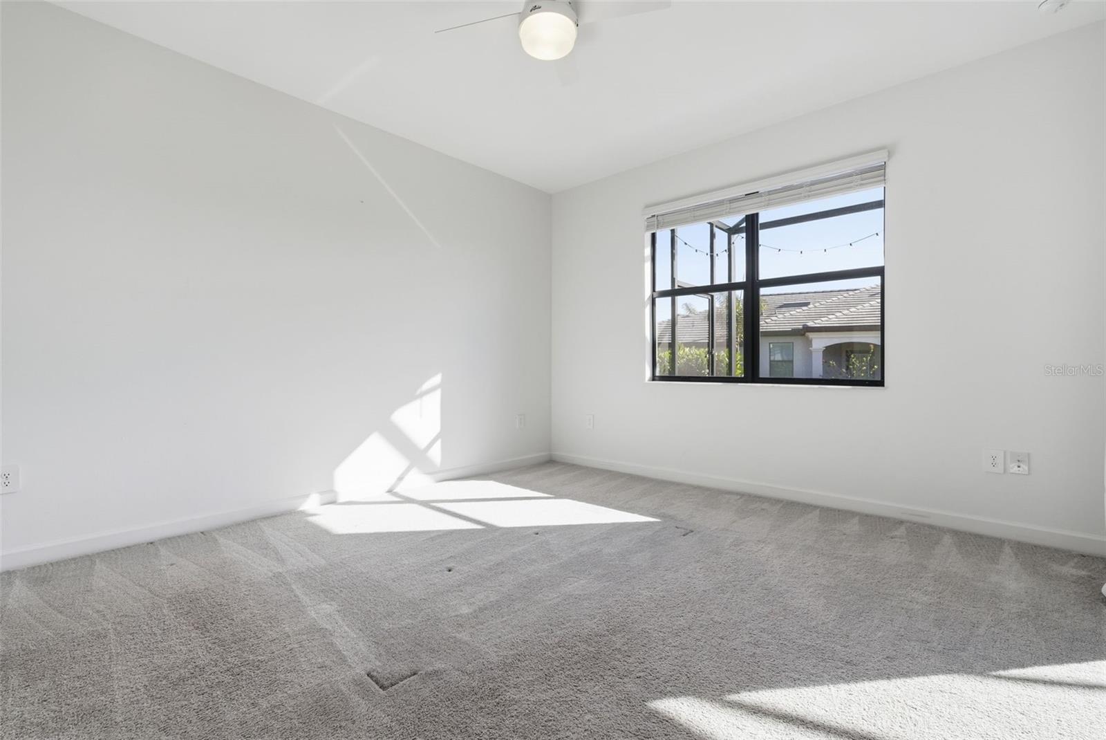 LORRAINE LAKES PH I - Residential