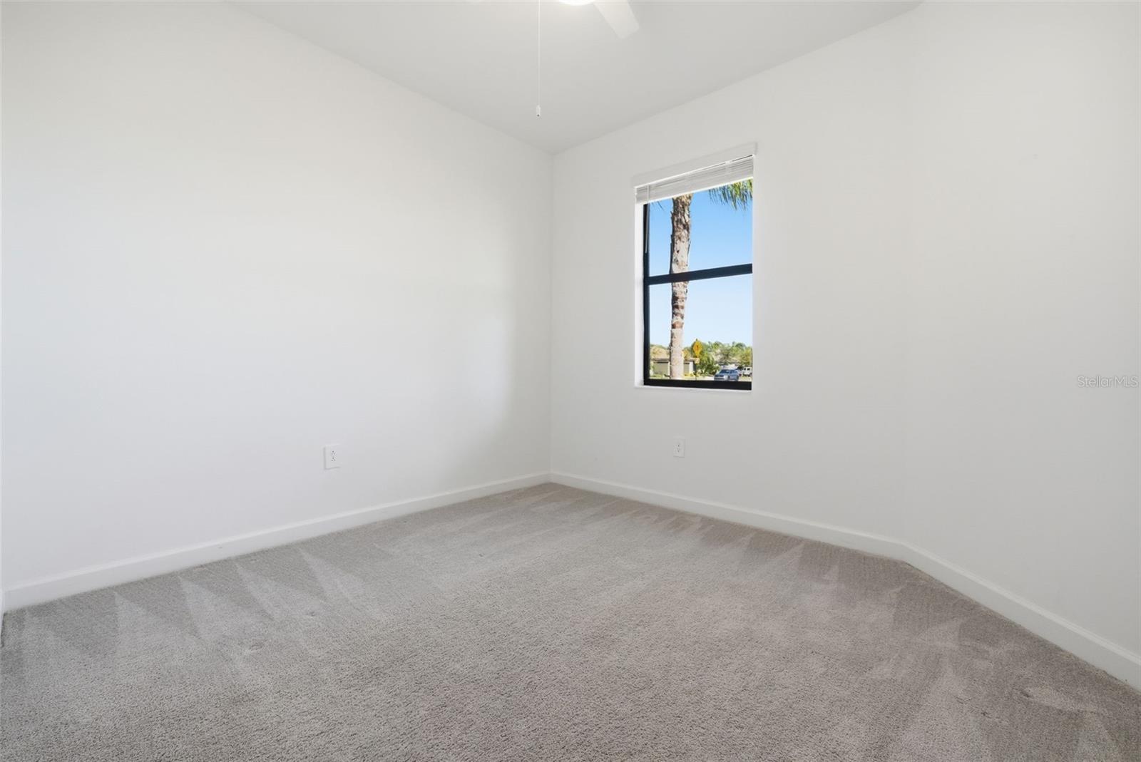 LORRAINE LAKES PH I - Residential