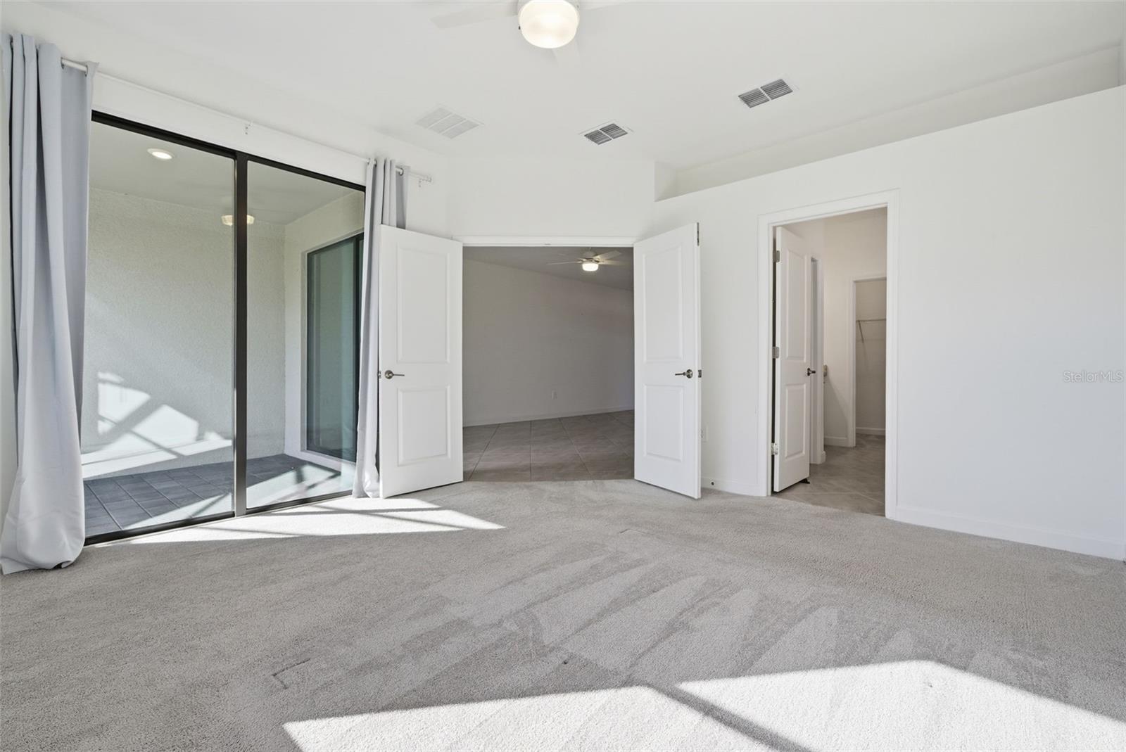 LORRAINE LAKES PH I - Residential