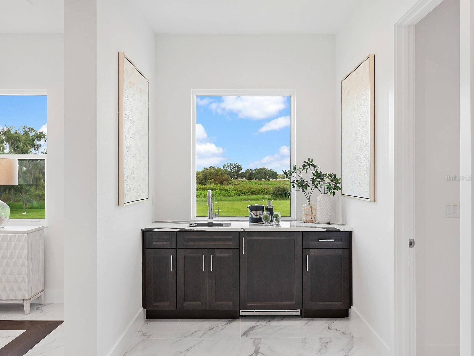 HAMPTON LAKES - Residential