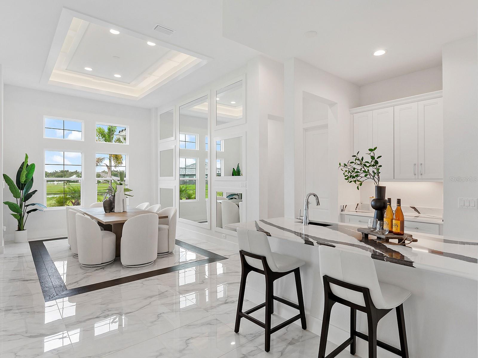 HAMPTON LAKES - Residential