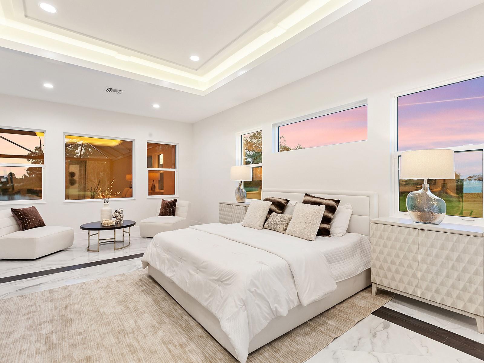 HAMPTON LAKES - Residential