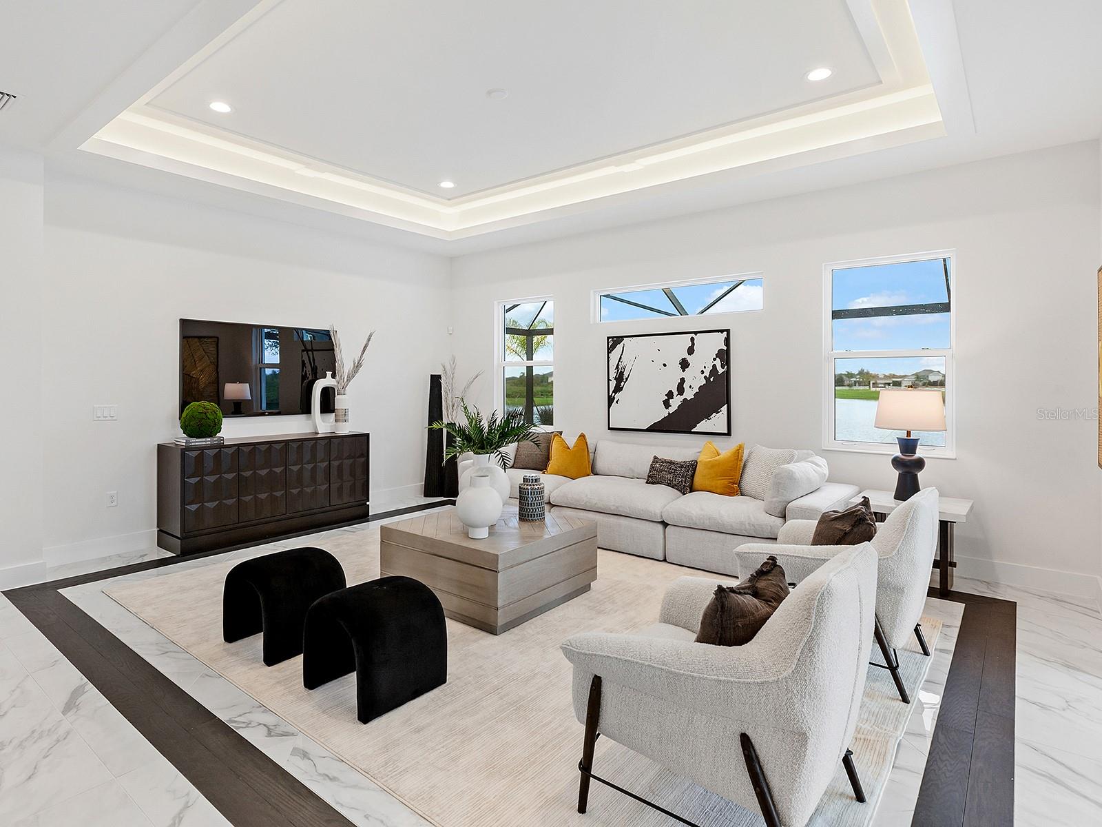 HAMPTON LAKES - Residential