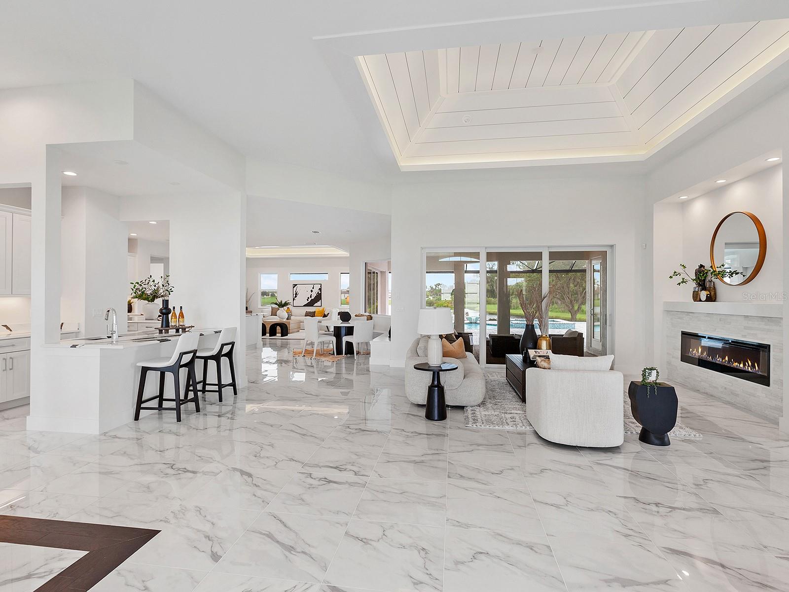 HAMPTON LAKES - Residential