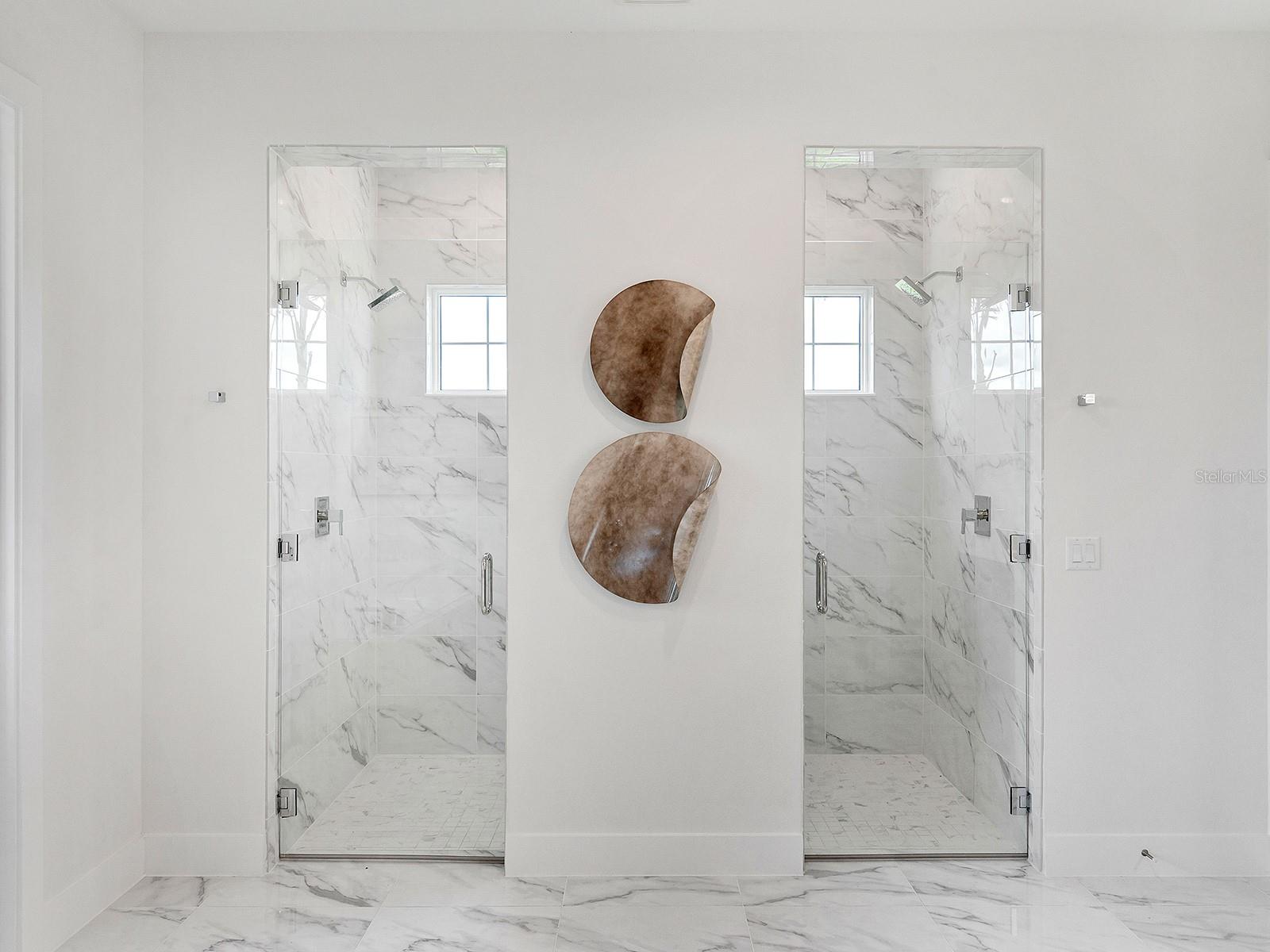 HAMPTON LAKES - Residential