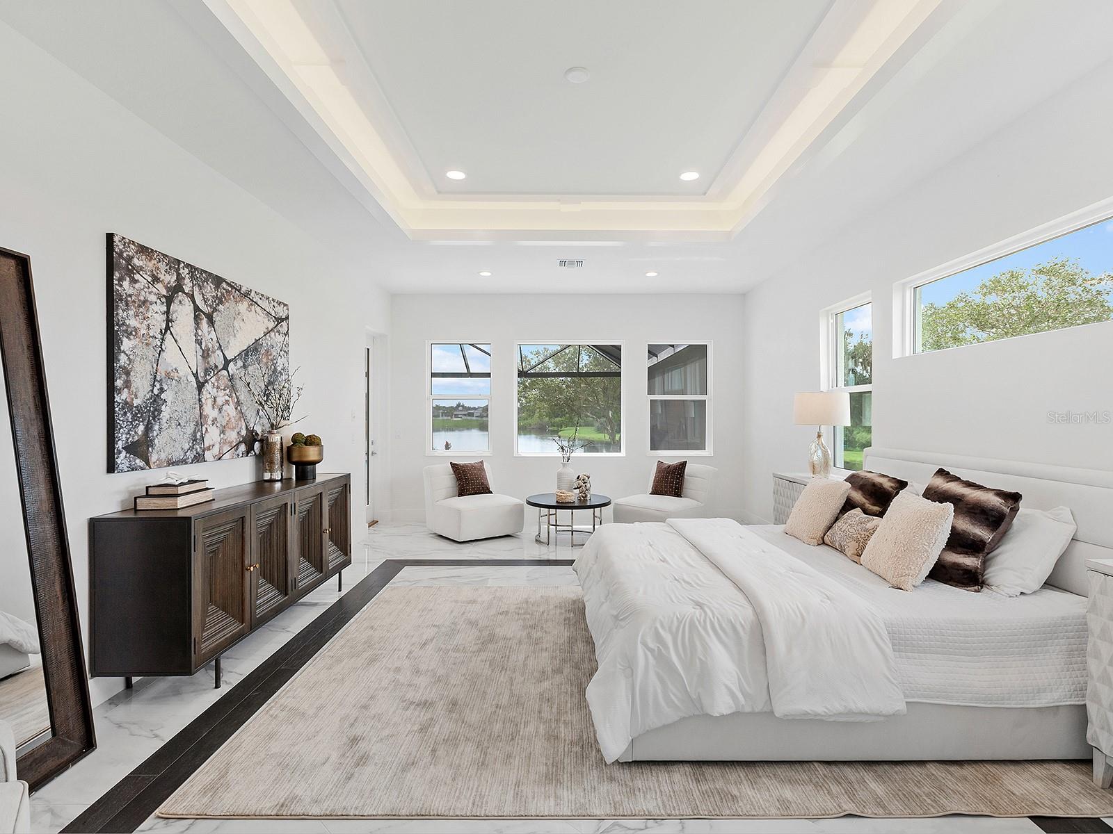 HAMPTON LAKES - Residential