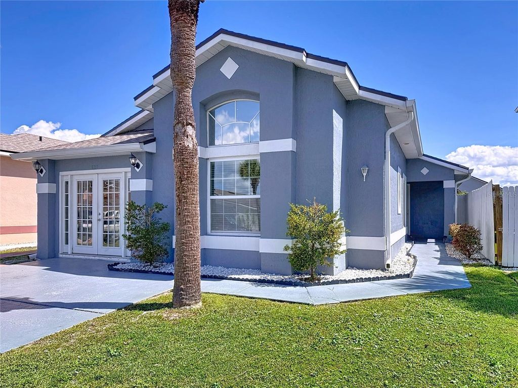 Photo of 3217 Brewster Drive, Kissimmee, FL 34743 (MLS # S5135930)