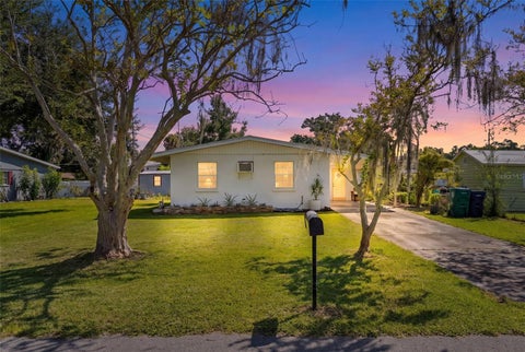 Photo of 704 19th Avenue W, Palmetto, FL 34221 (MLS # A4708133)