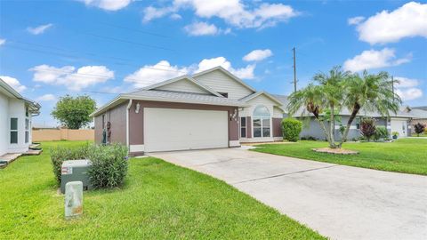 A home in LAKELAND