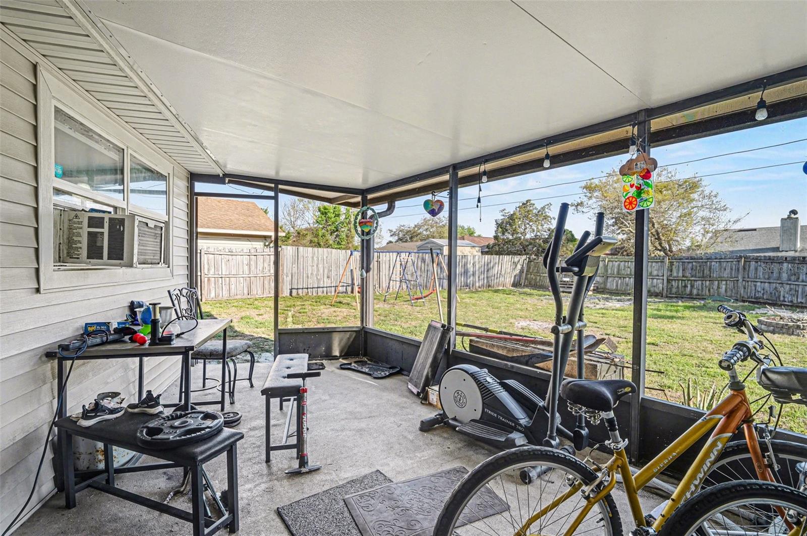 DELTONA LAKES UNIT 32 - Residential