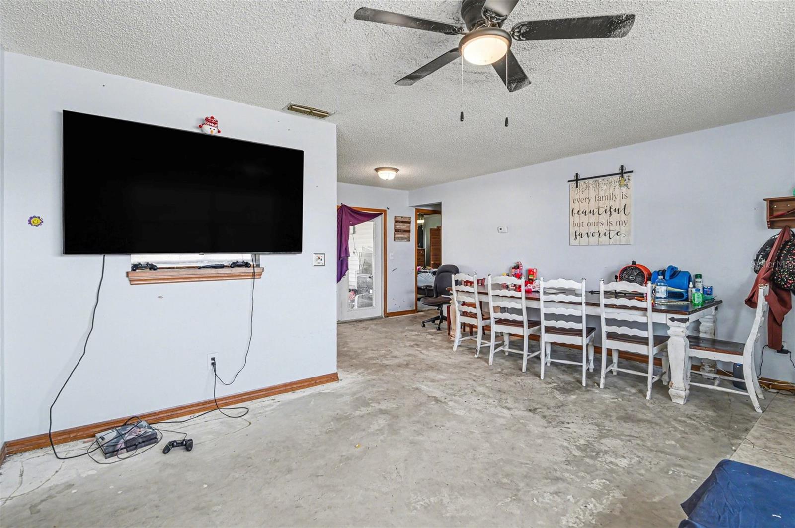 DELTONA LAKES UNIT 32 - Residential