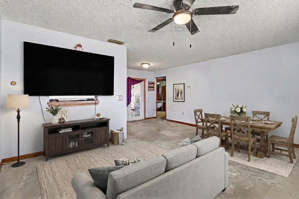 DELTONA LAKES UNIT 32 - Residential