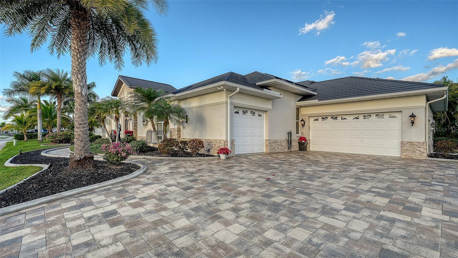 PUNTA GORDA ISLES SEC 14 - Residential
