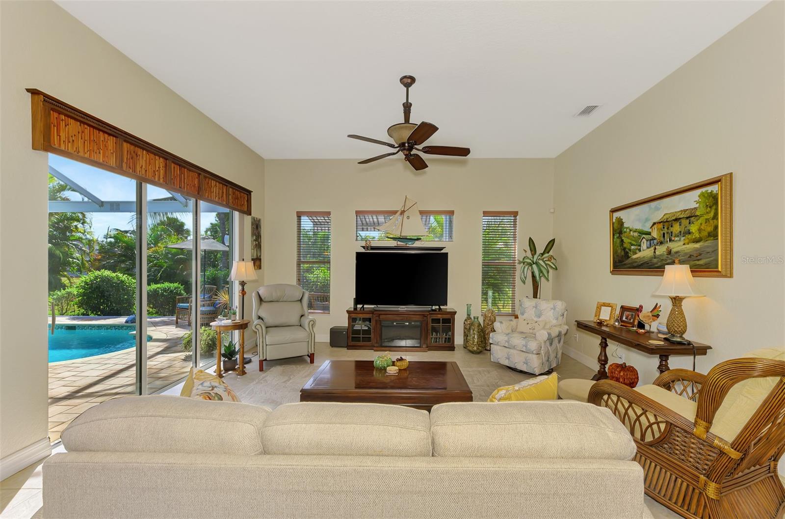 ROTONDA WEST WHITE MARSH - Residential