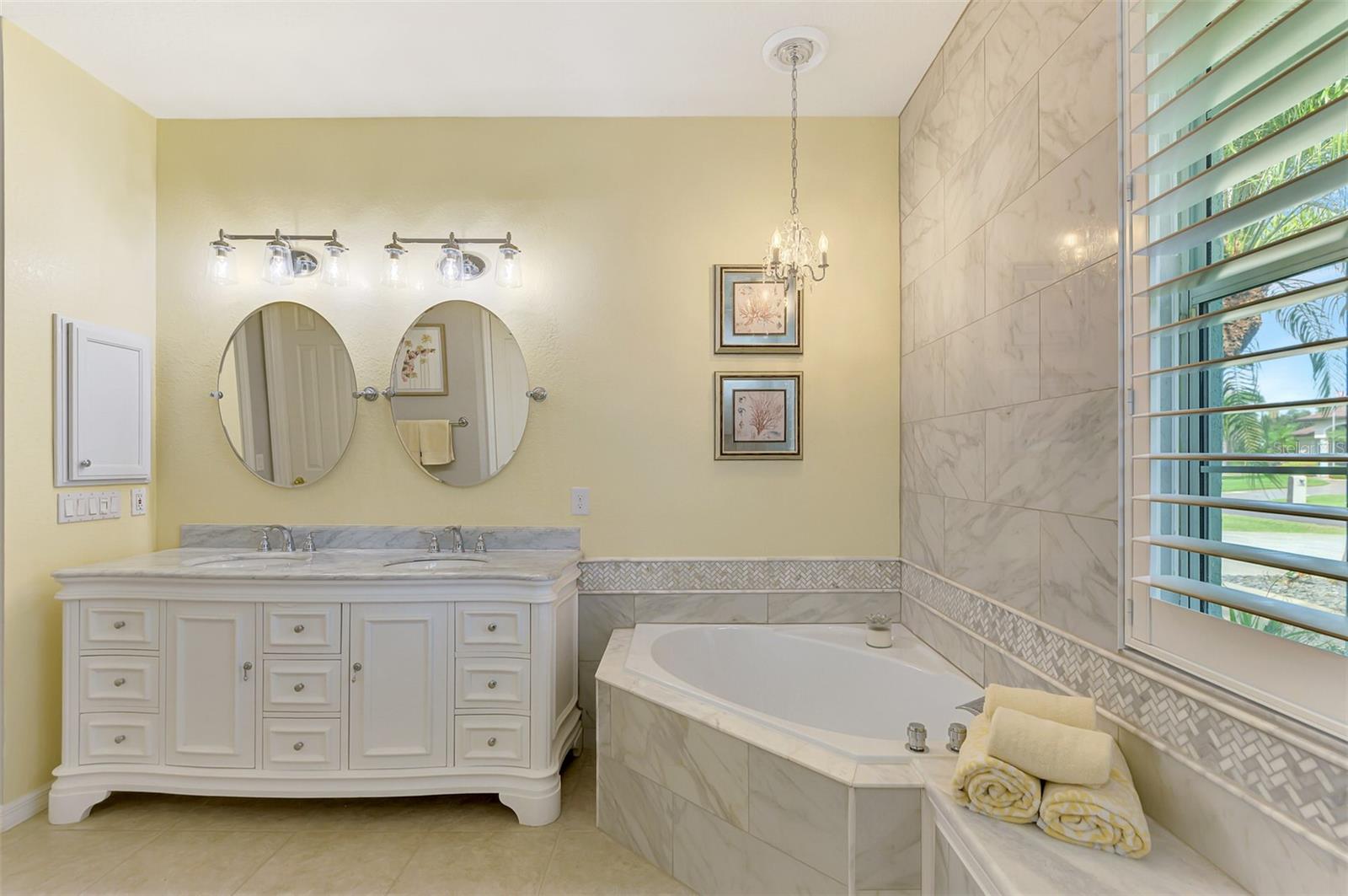 ROTONDA WEST WHITE MARSH - Residential