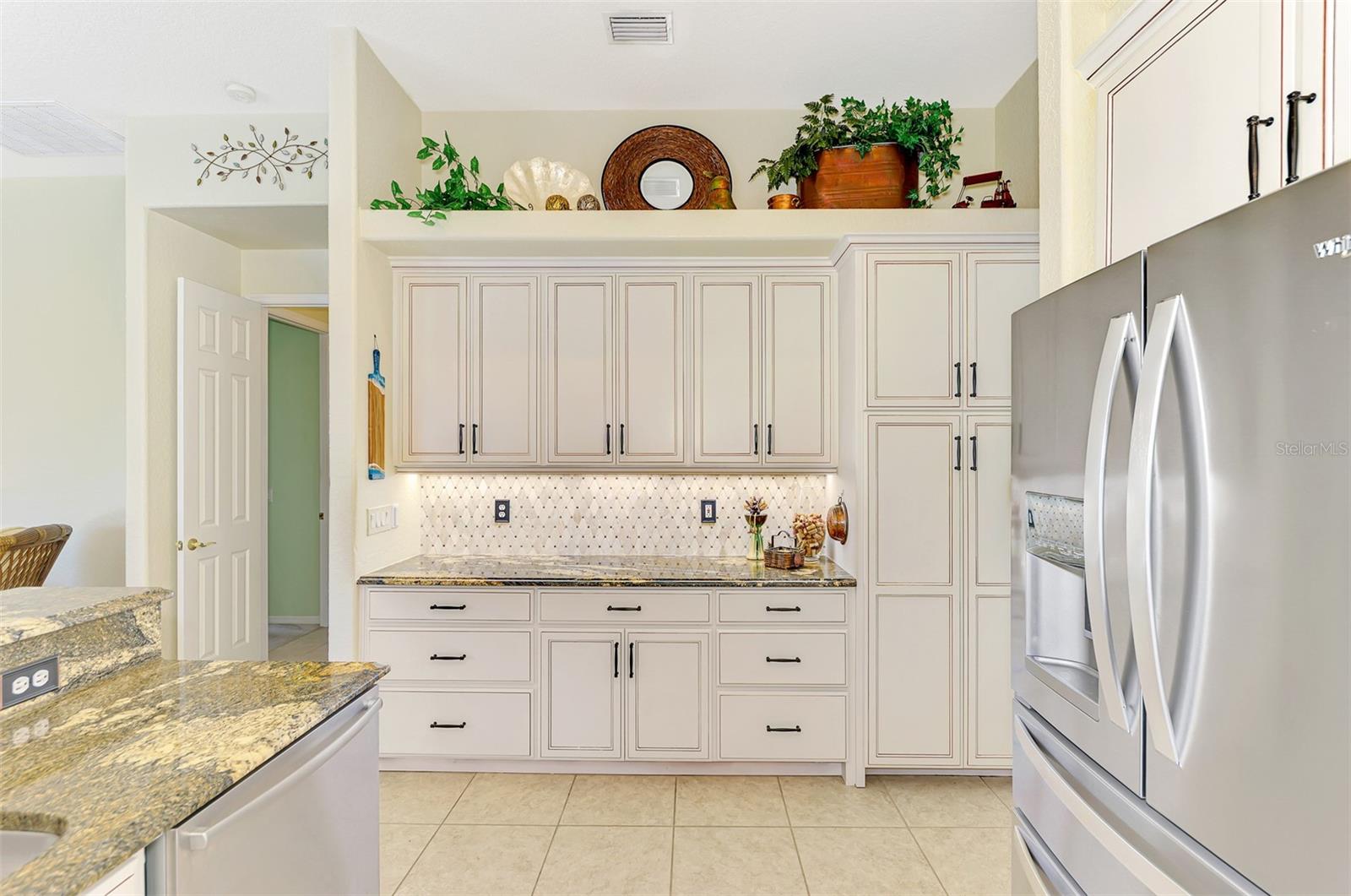 ROTONDA WEST WHITE MARSH - Residential