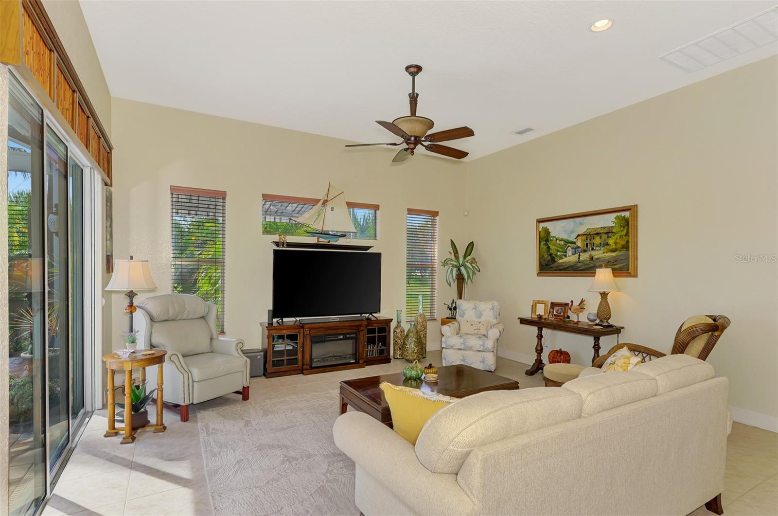 ROTONDA WEST WHITE MARSH - Residential