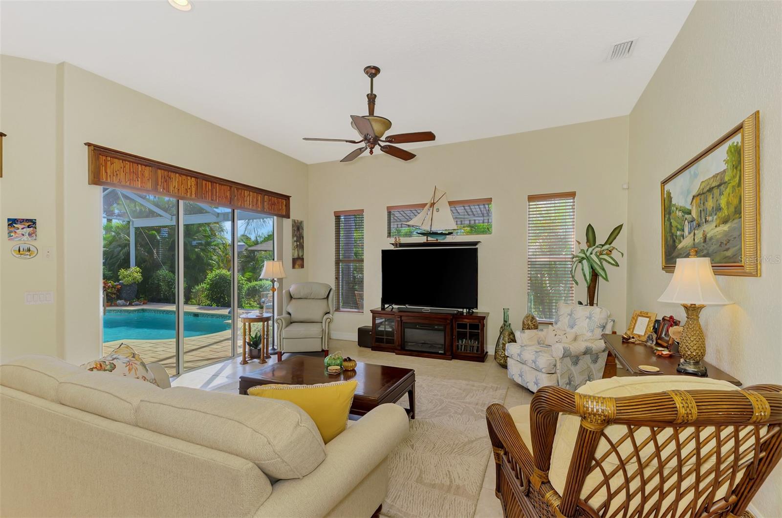 ROTONDA WEST WHITE MARSH - Residential