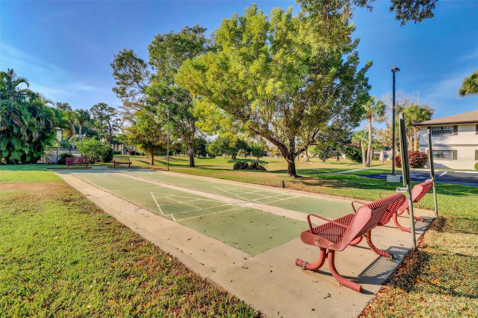 OAK FORREST - Residential