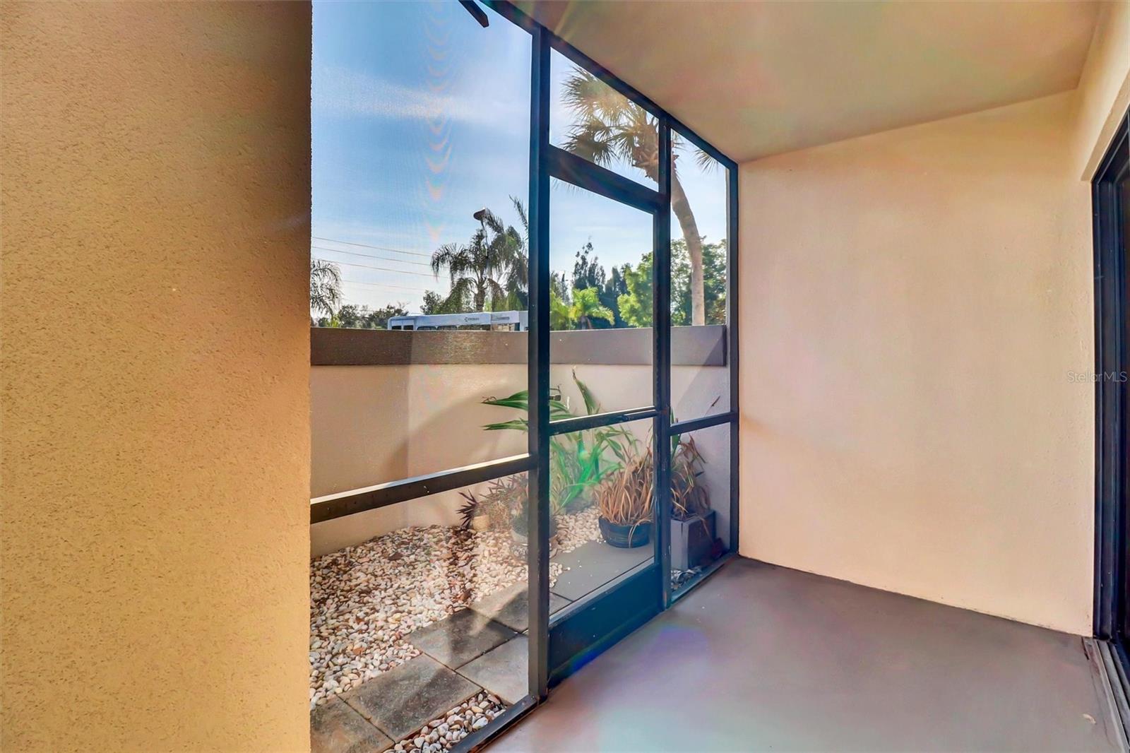 OAK FORREST - Residential