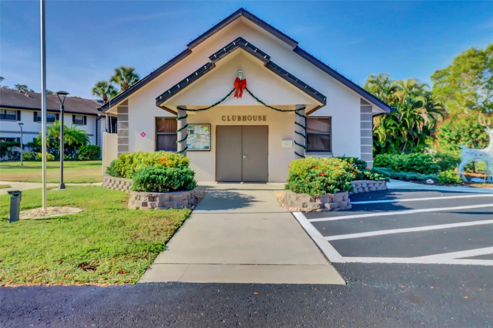 OAK FORREST - Residential