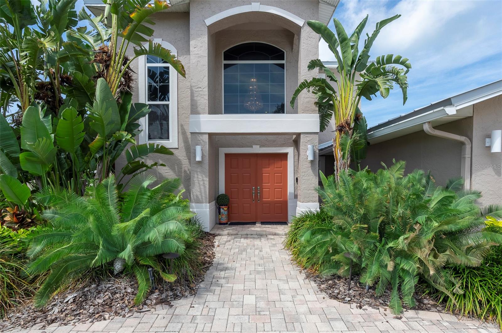 311 S ISLE DRIVE