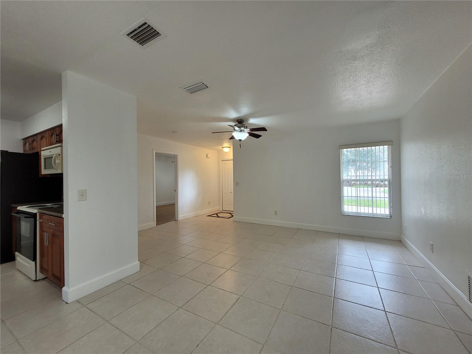 SUMMERSET NORTH - Residential Lease