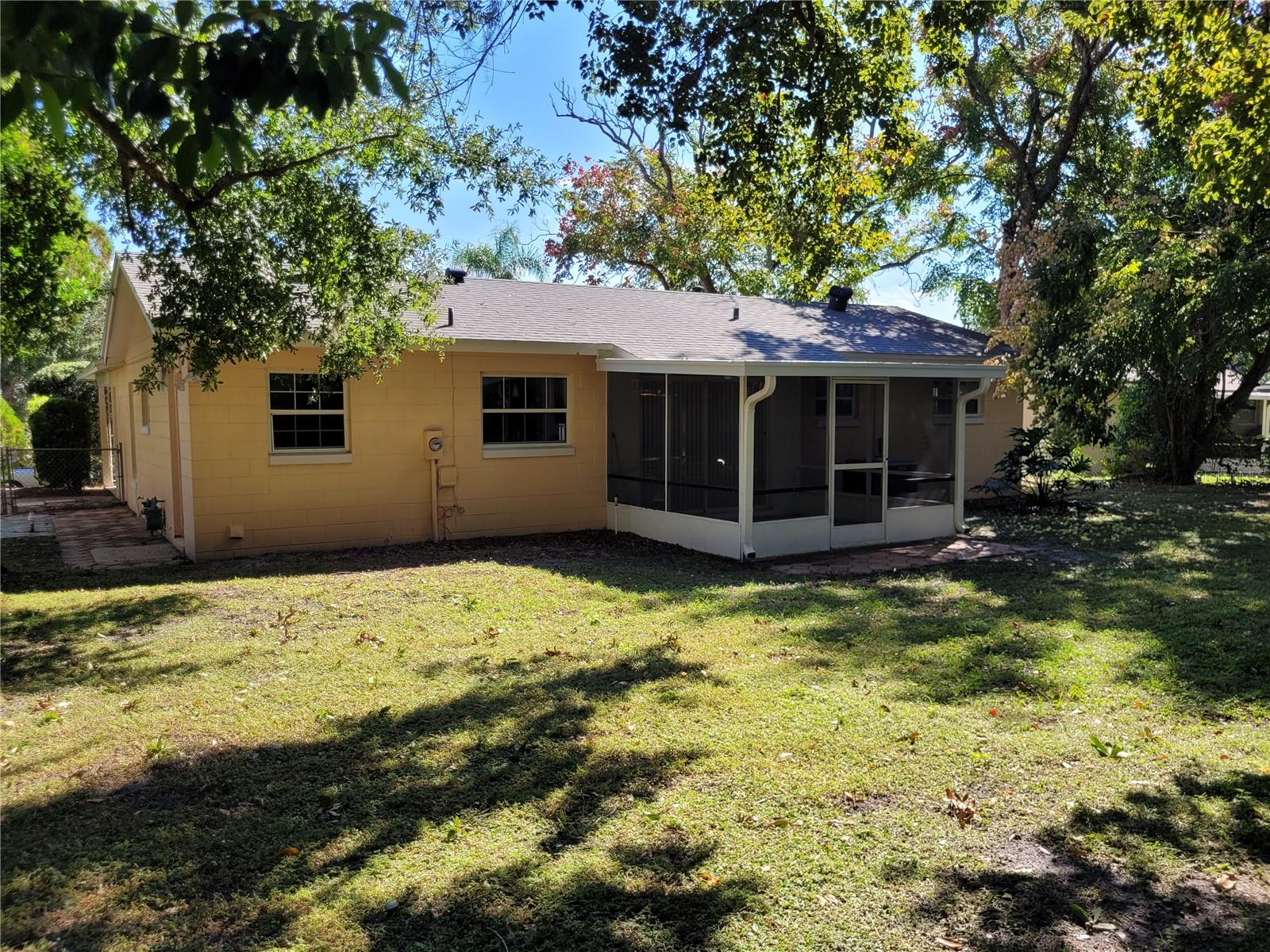 SUMMERSET NORTH - Residential Lease