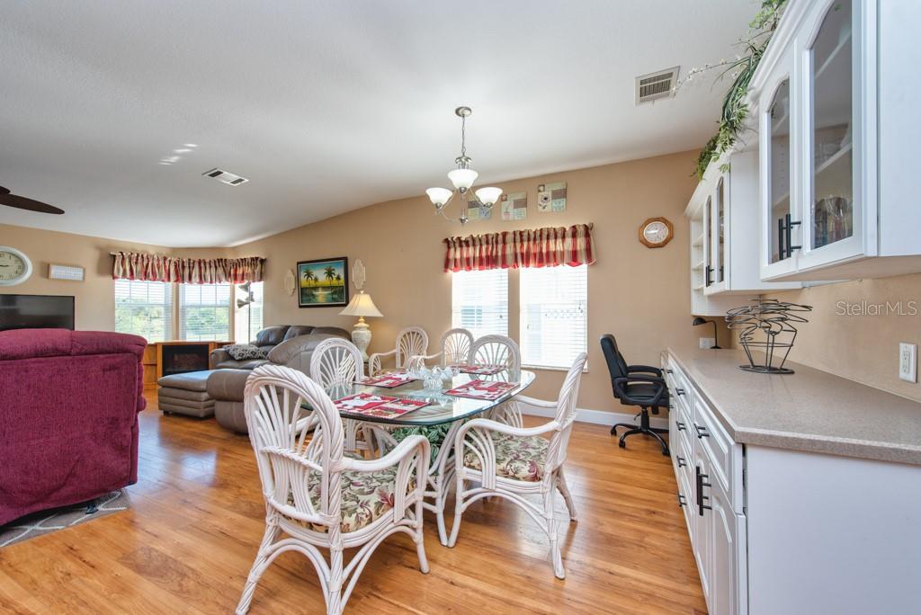 GRAND HORIZONS PH 04 - Residential