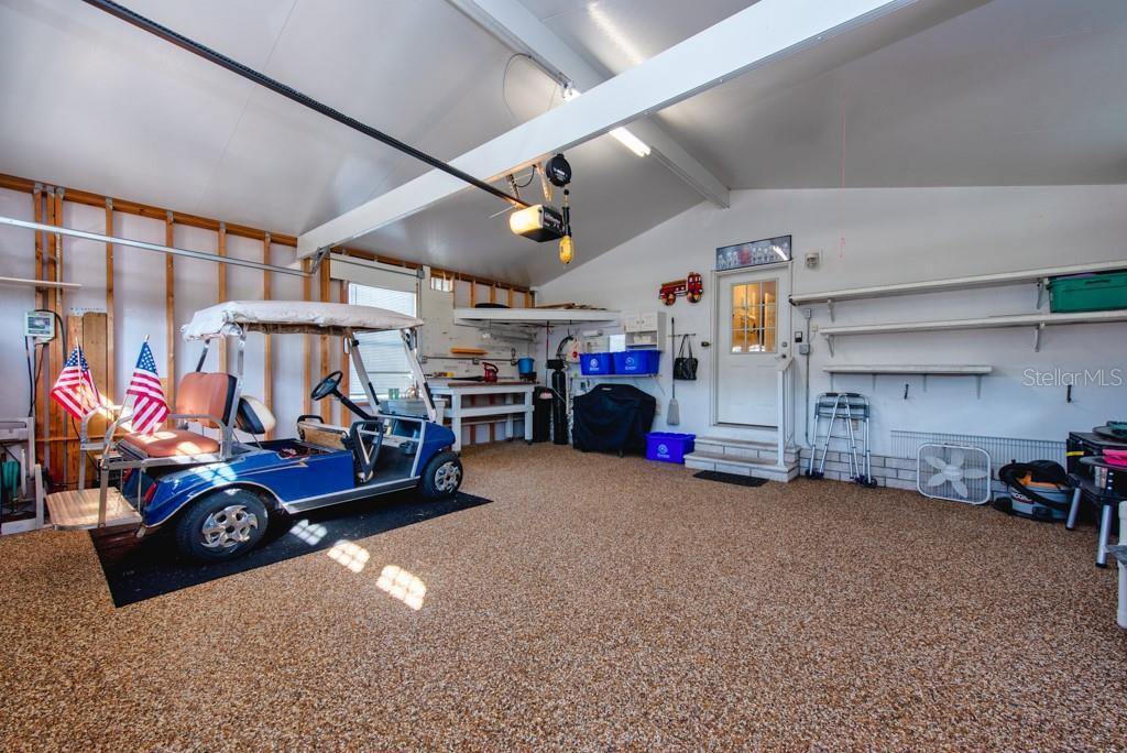 GRAND HORIZONS PH 04 - Residential