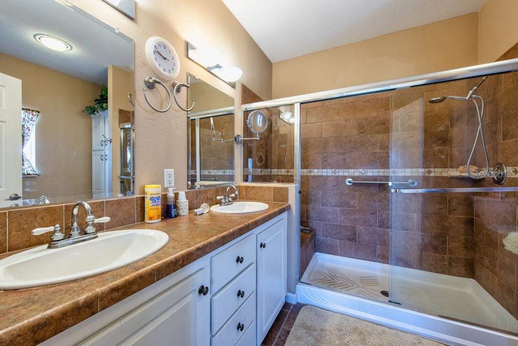 GRAND HORIZONS PH 04 - Residential