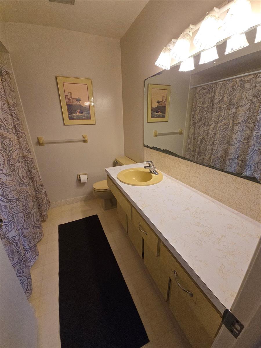 SPANISH PARK 1ST ADD - Residential