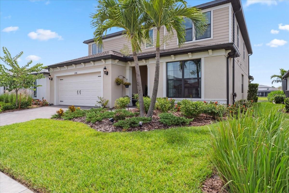 2596 BUCKTHORN LOOP