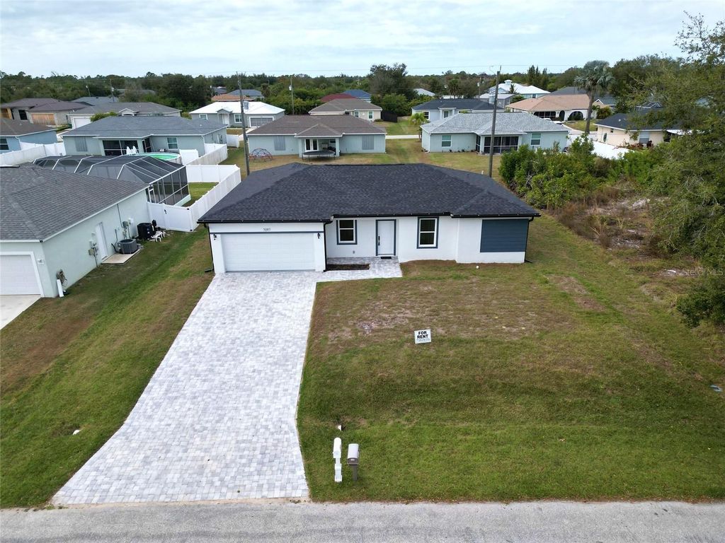 Photo of 7097 Bougainvillea Street, Englewood, FL 34224 (MLS # S5146152)