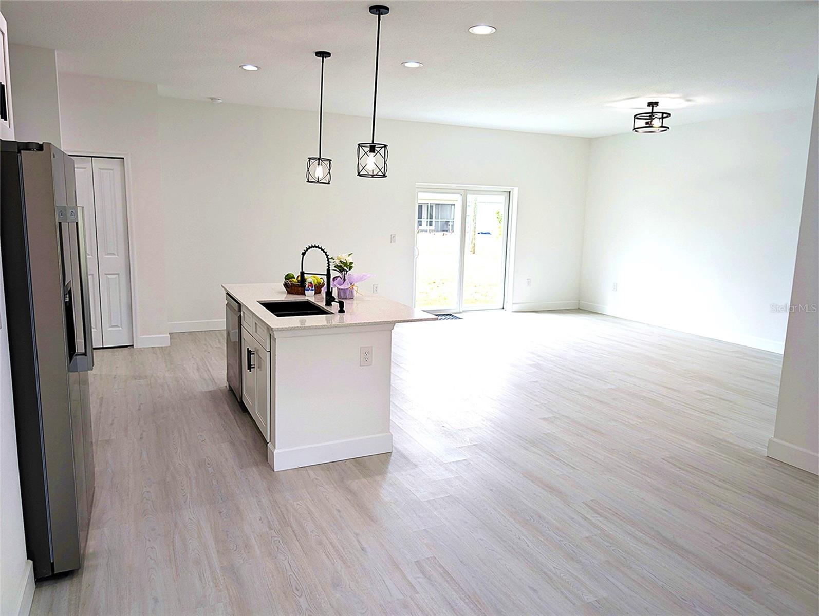 PORT CHARLOTTE SEC 065 - Residential Lease