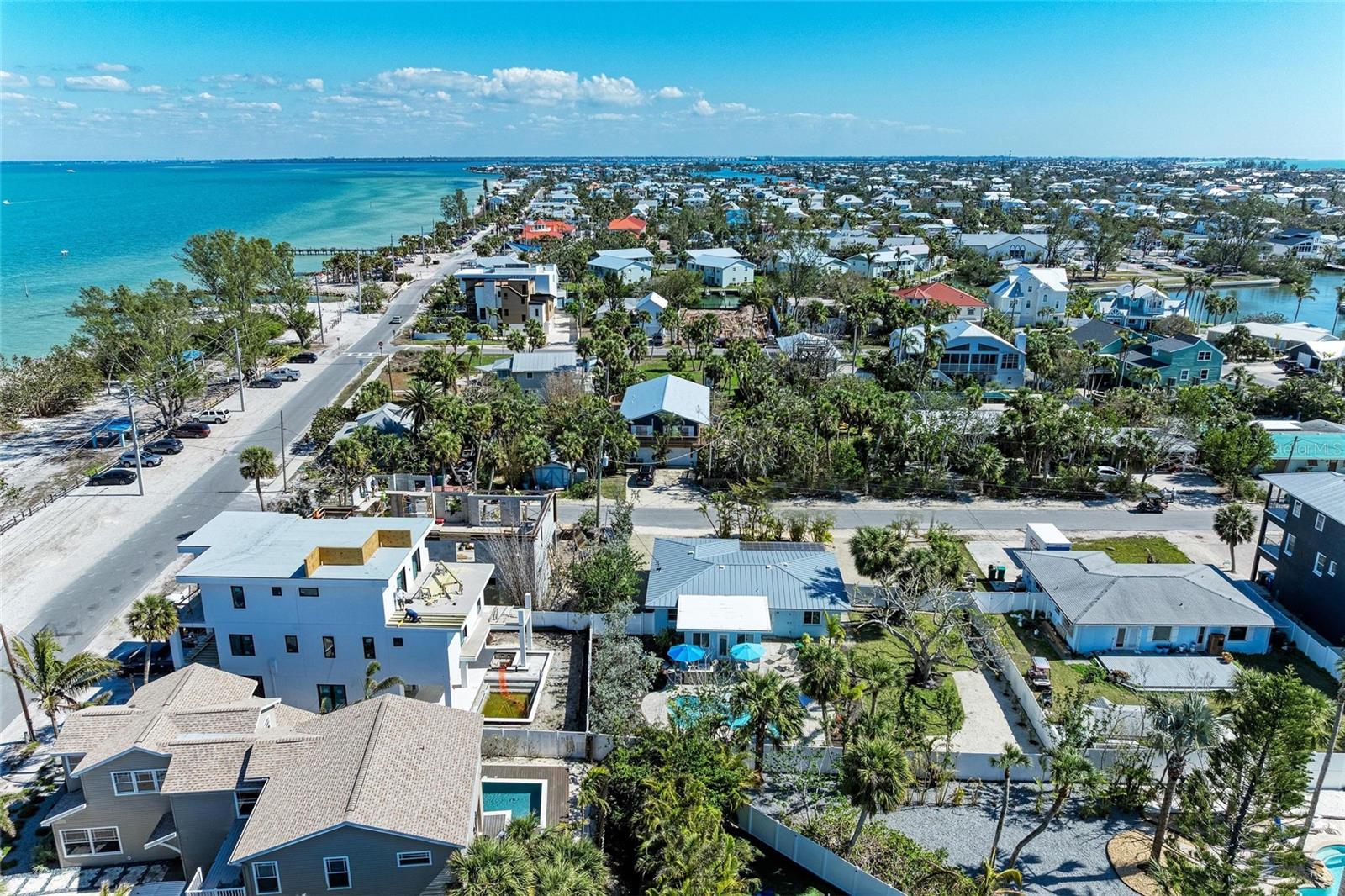 LAKE LA VISTA - Residential