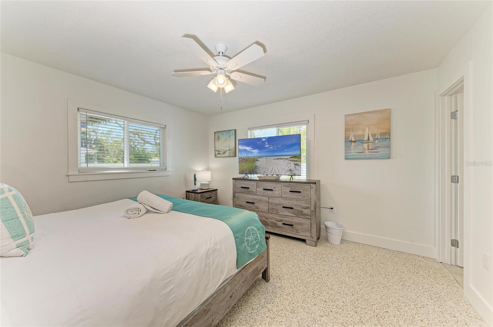 LAKE LA VISTA - Residential