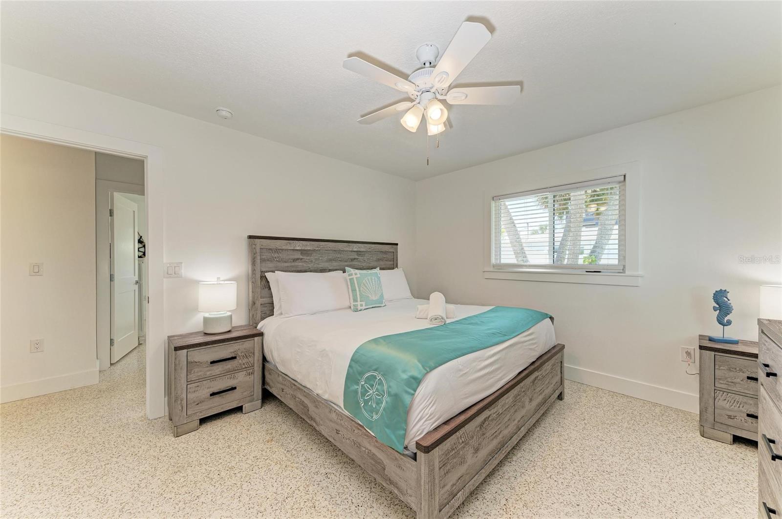 LAKE LA VISTA - Residential