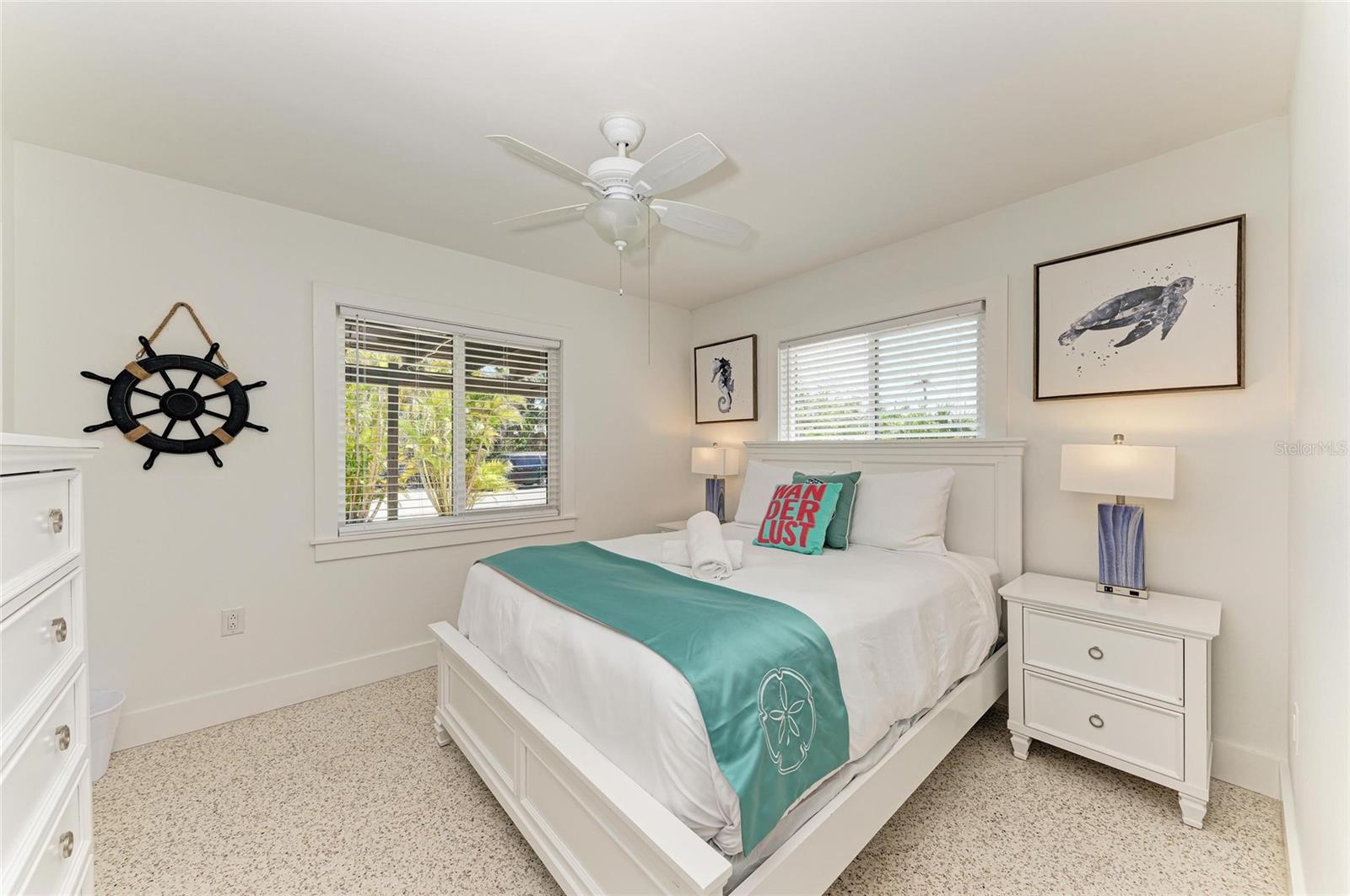 LAKE LA VISTA - Residential