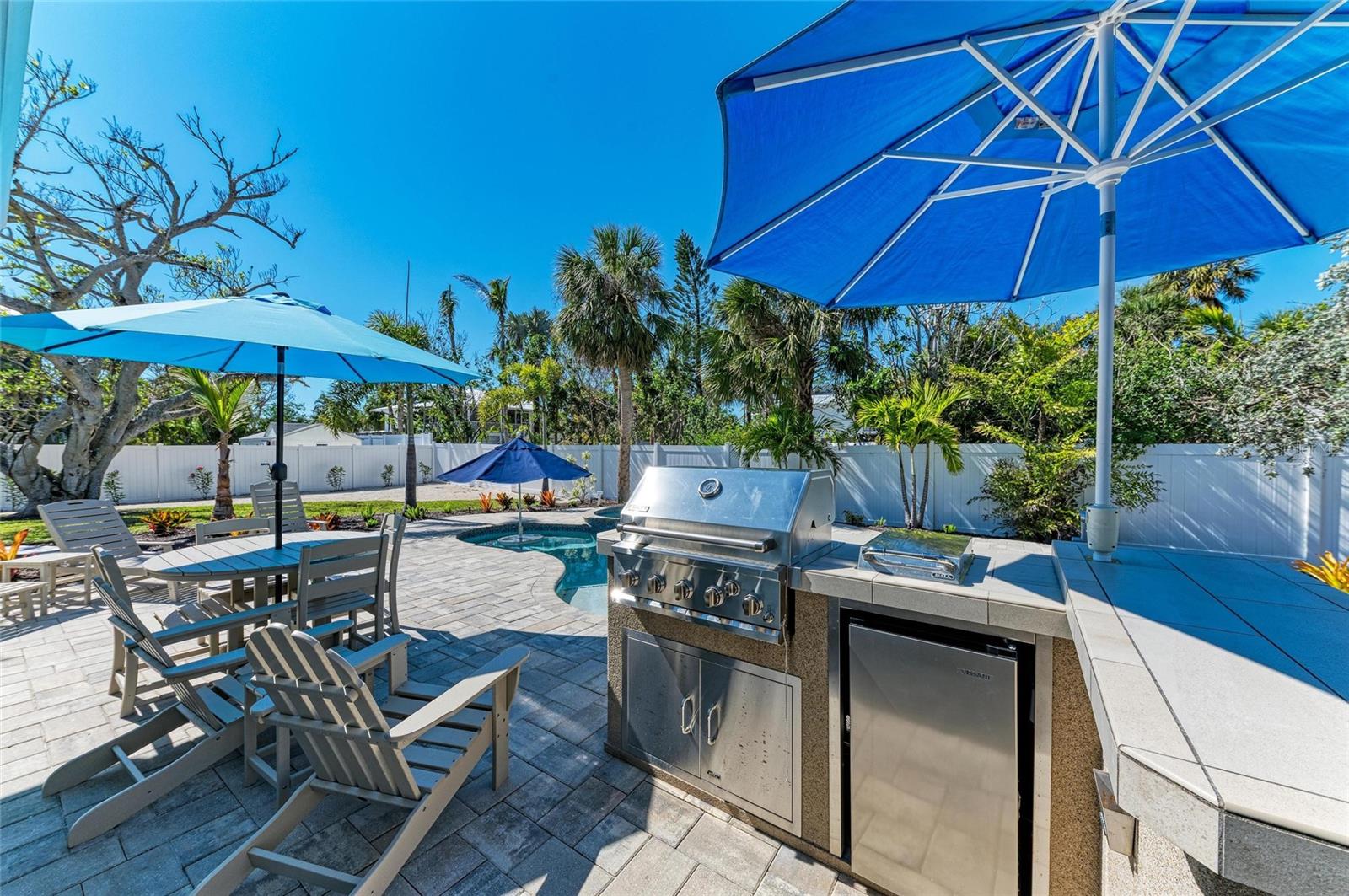 LAKE LA VISTA - Residential