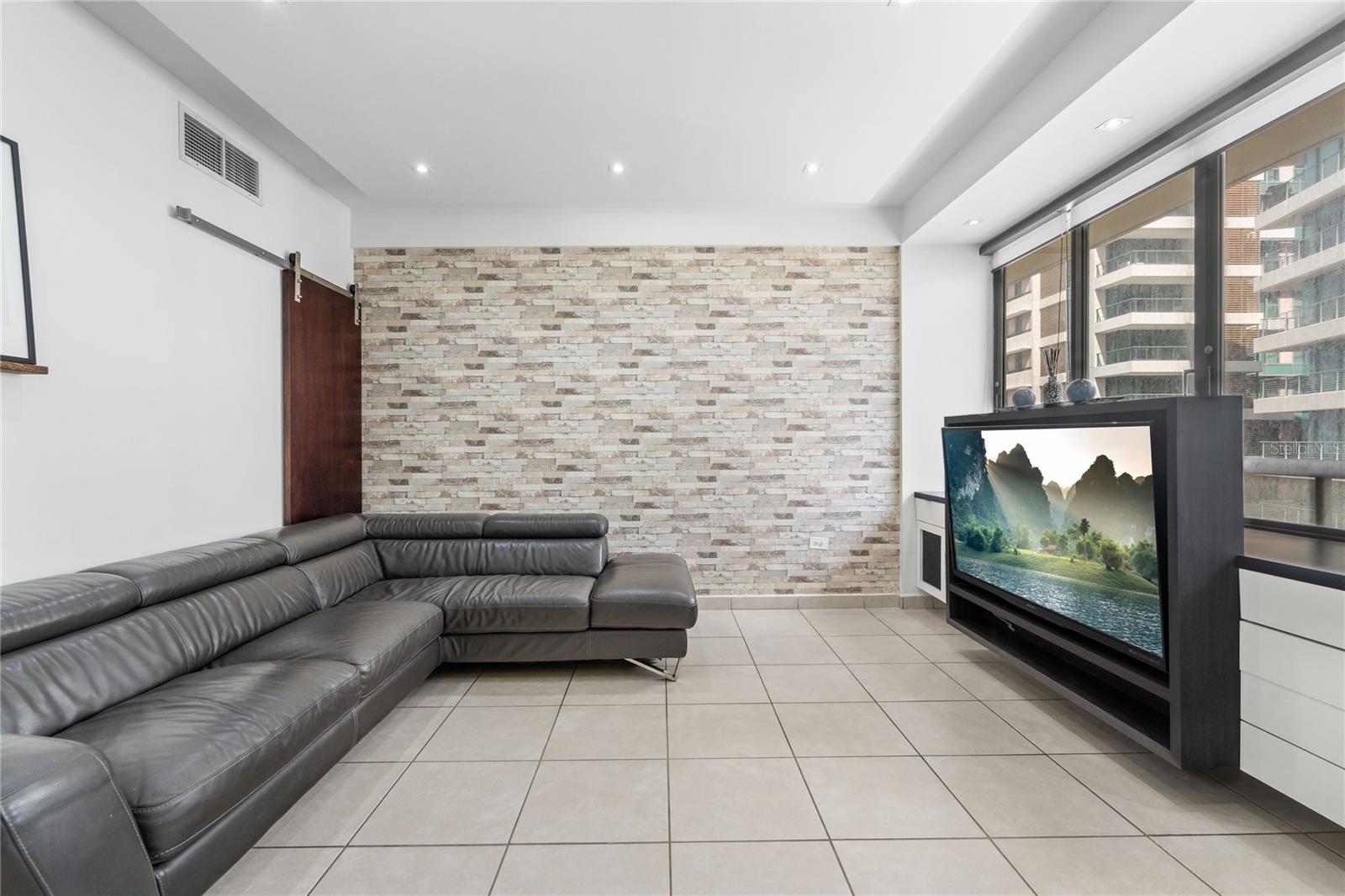 1511 JUAN PONCE DE LEON - Residential