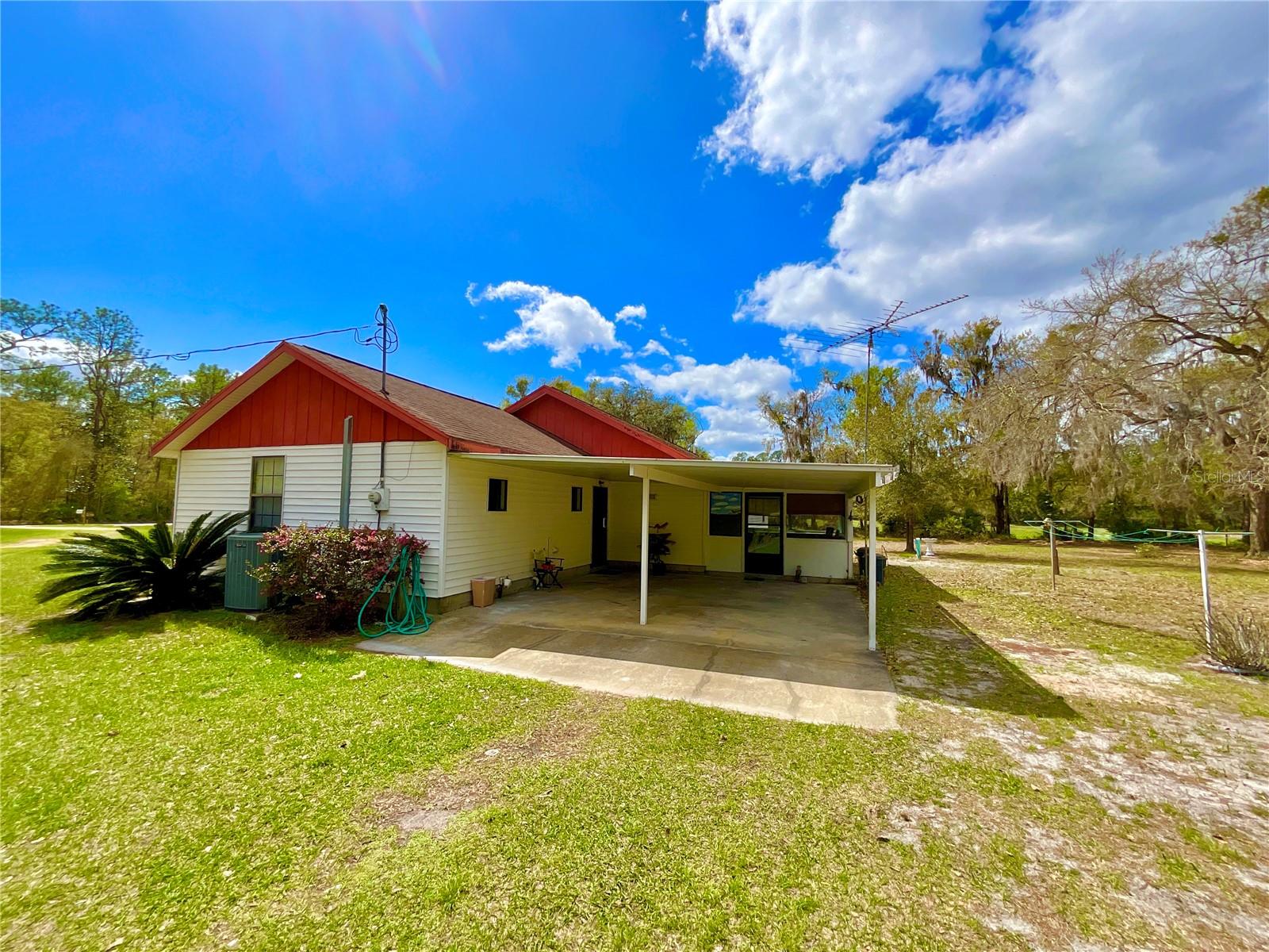 LAKESIDE - Residential