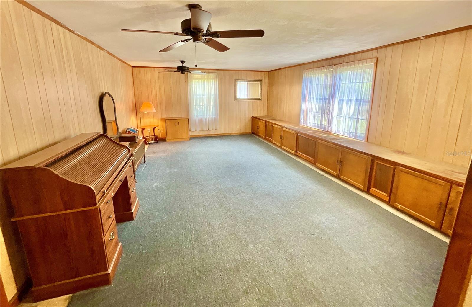 LAKESIDE - Residential